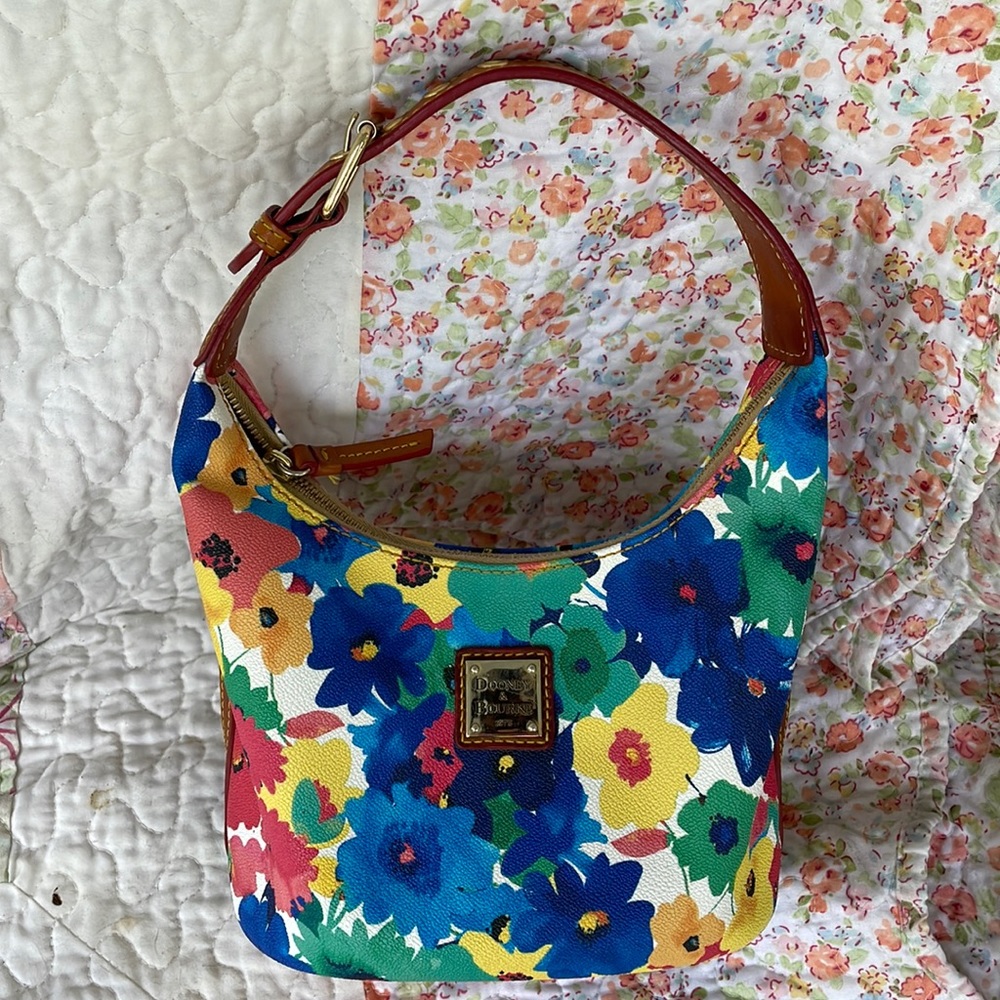 EUC Small Floral Dooney & Bourke bag